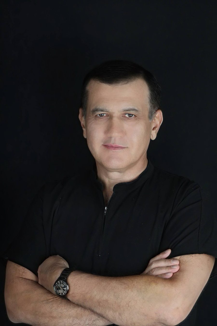 Турсунов Абдусаттор, основатель и главный врач клиники